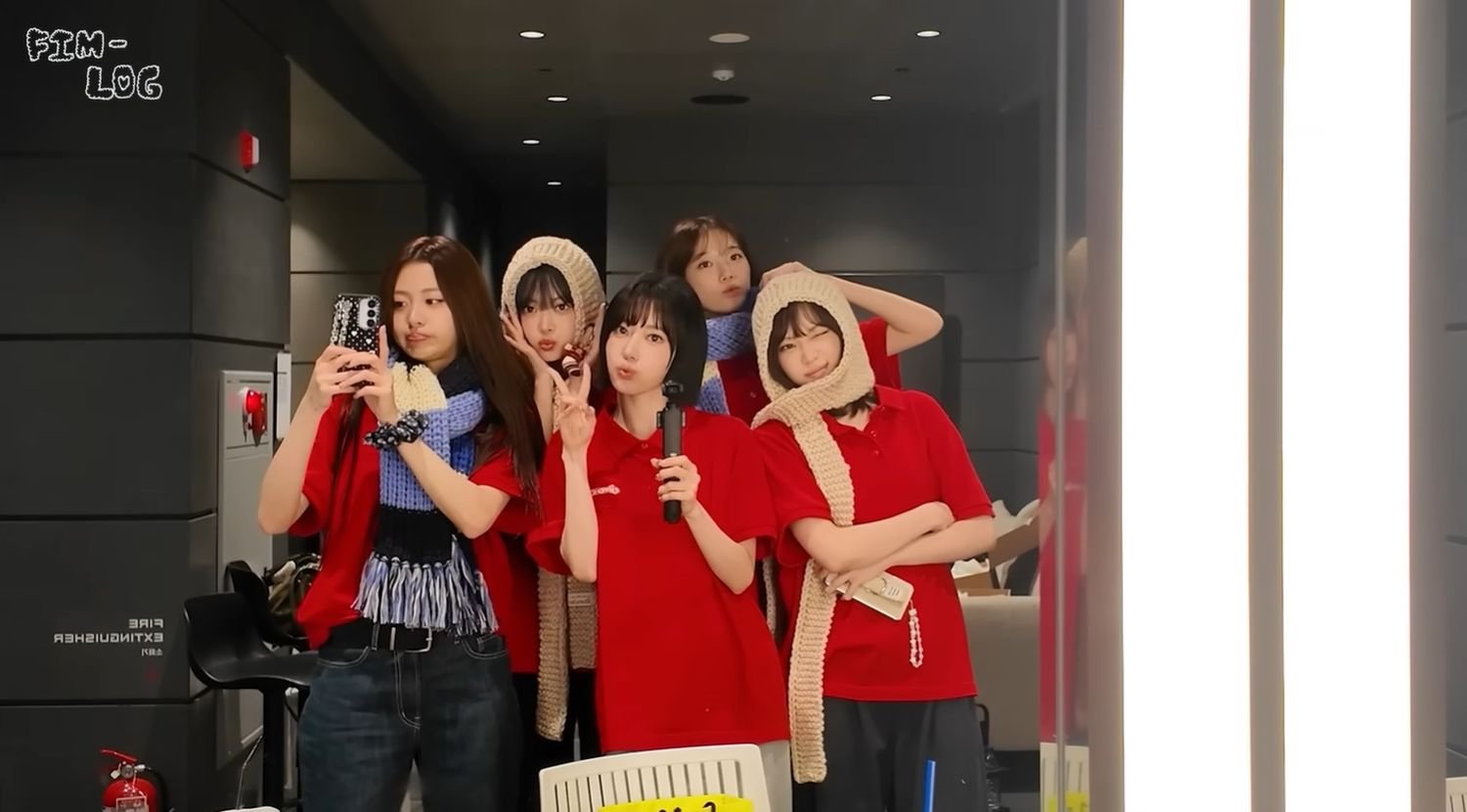 LE SSERAFIMのSAKURA、編み物プロジェクト『KKUROCHET Holiday Edition