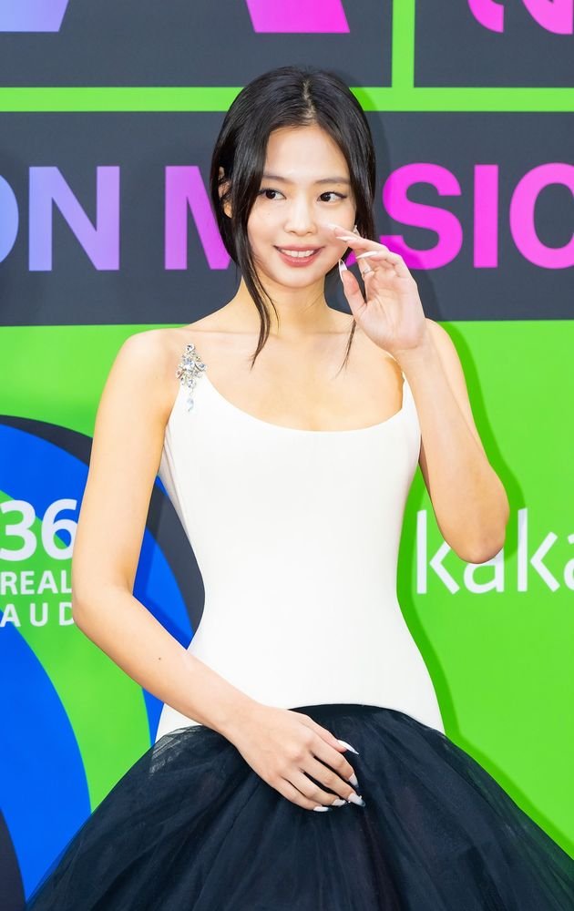 JENNIE 世界最大級のK-POP授賞式「MMA2025」にて主要部門＜Record of