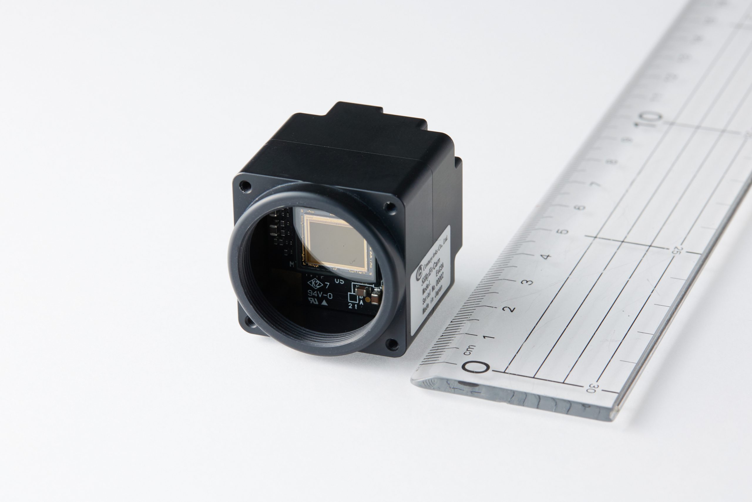 イベントベースビジョンカメラ「SilkyEvCam® (VGA)」 | （株