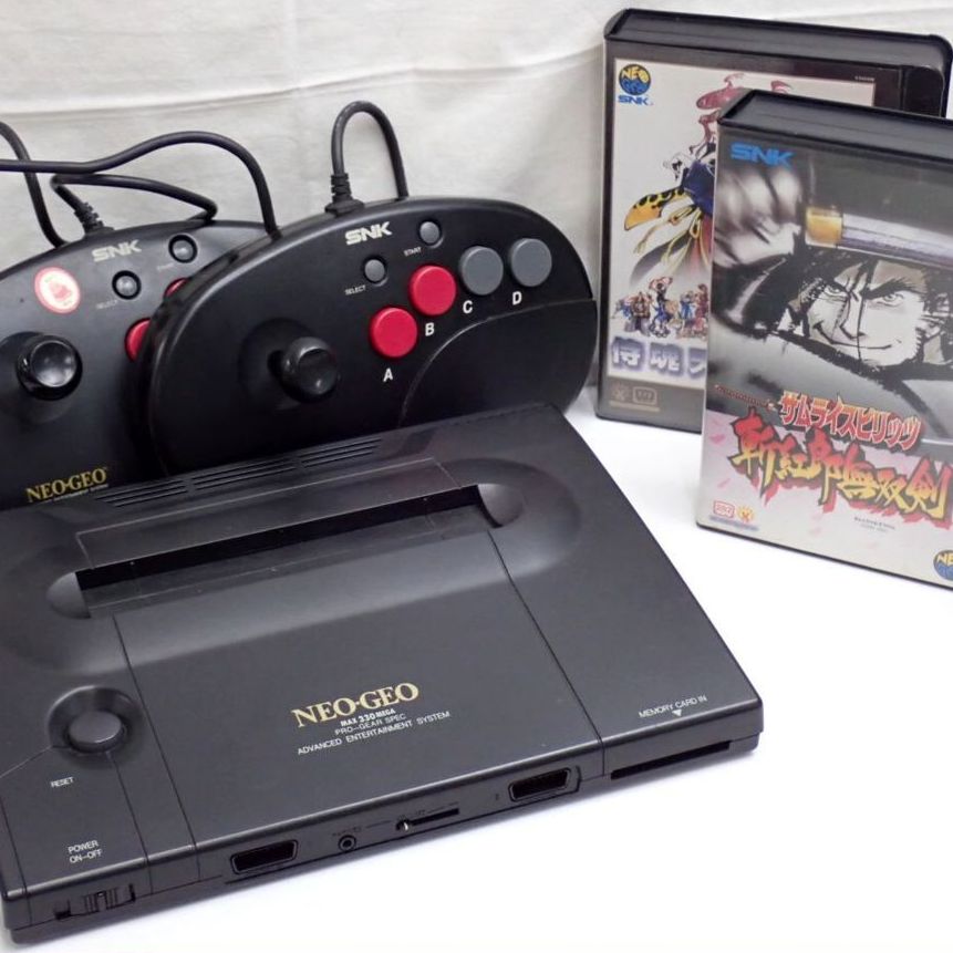 ネオジオ本体、コントローラー SNK NEOGEO 本体 コントローラー2個