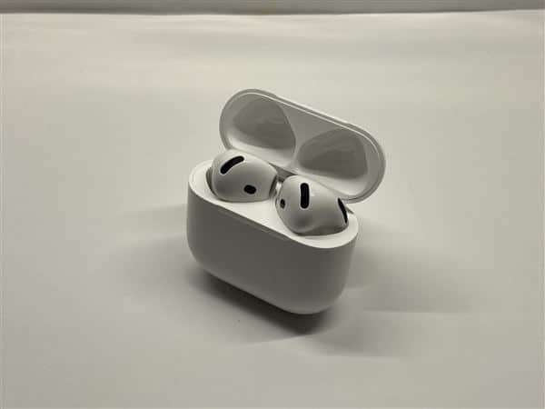 airpods 第4世代 NC&GPSなしモデル 中古美品 airpods 第4世代 NC&GPS