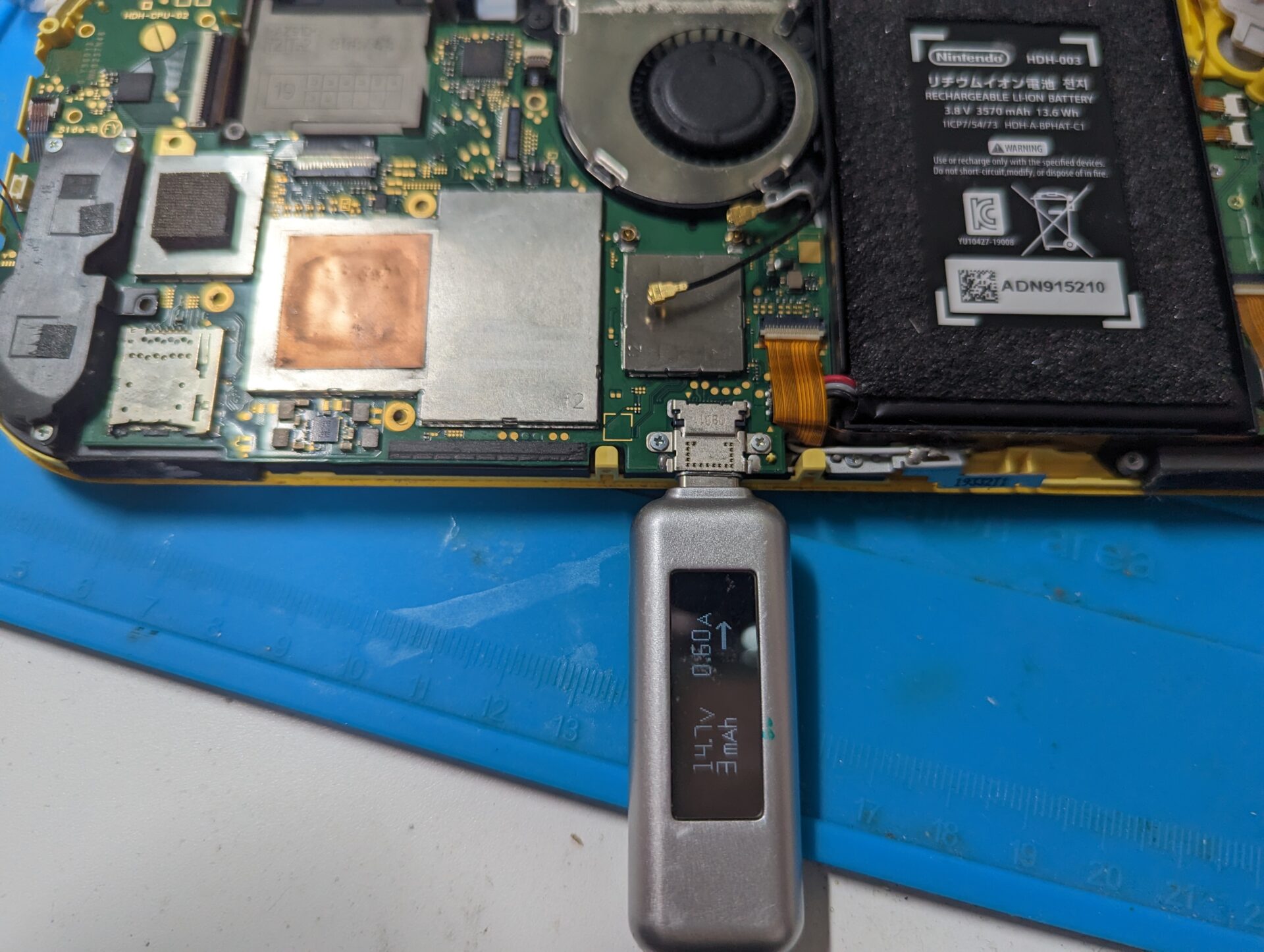 Nintendo Switch Liteが充電できなくなった修理 - 修理実績 | Earth Bound