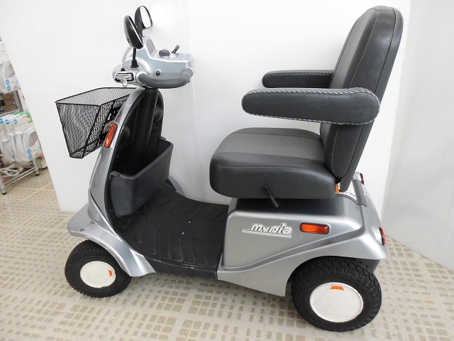 atex mypia アテックス マイピア 電動4輪車いす 電動シルバーカー