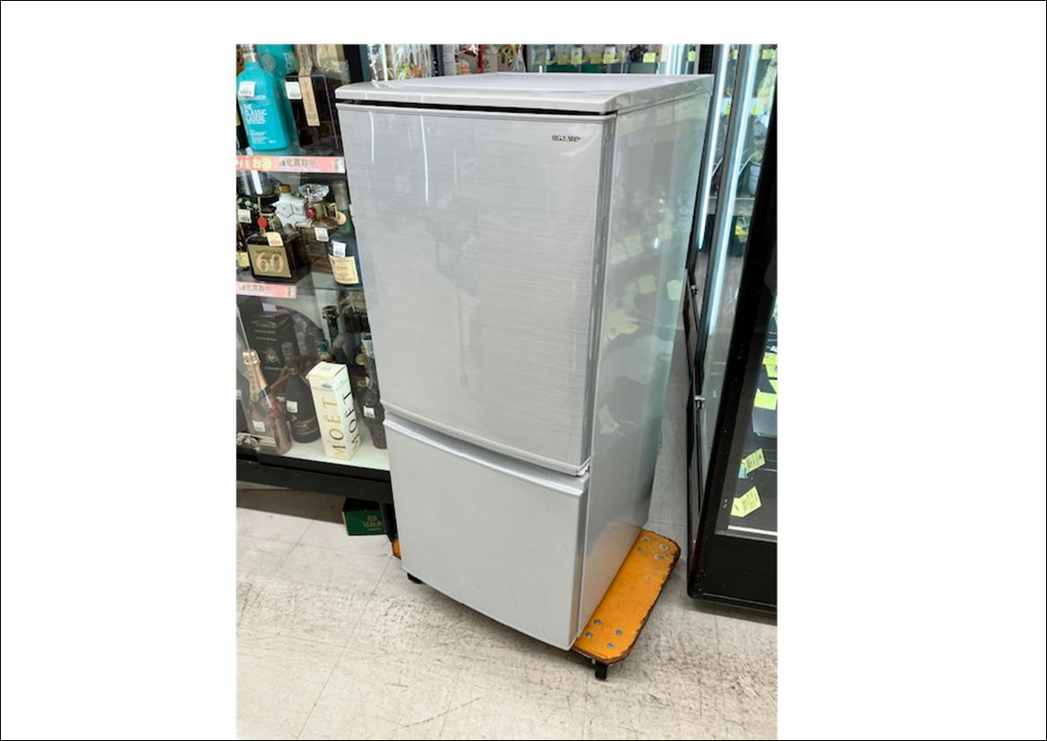 SHARP 冷蔵庫 SJ-W411 シルバー 冷蔵庫：シャープ SHARP 冷蔵庫 SJ