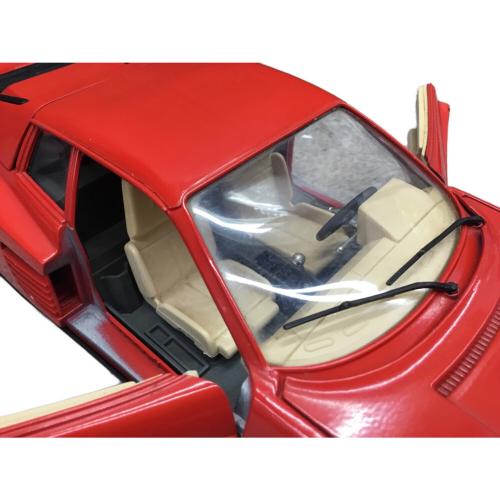 burago (ブラーゴ) フェラーリ テスタロッサ 1984 1/18スケール ケース