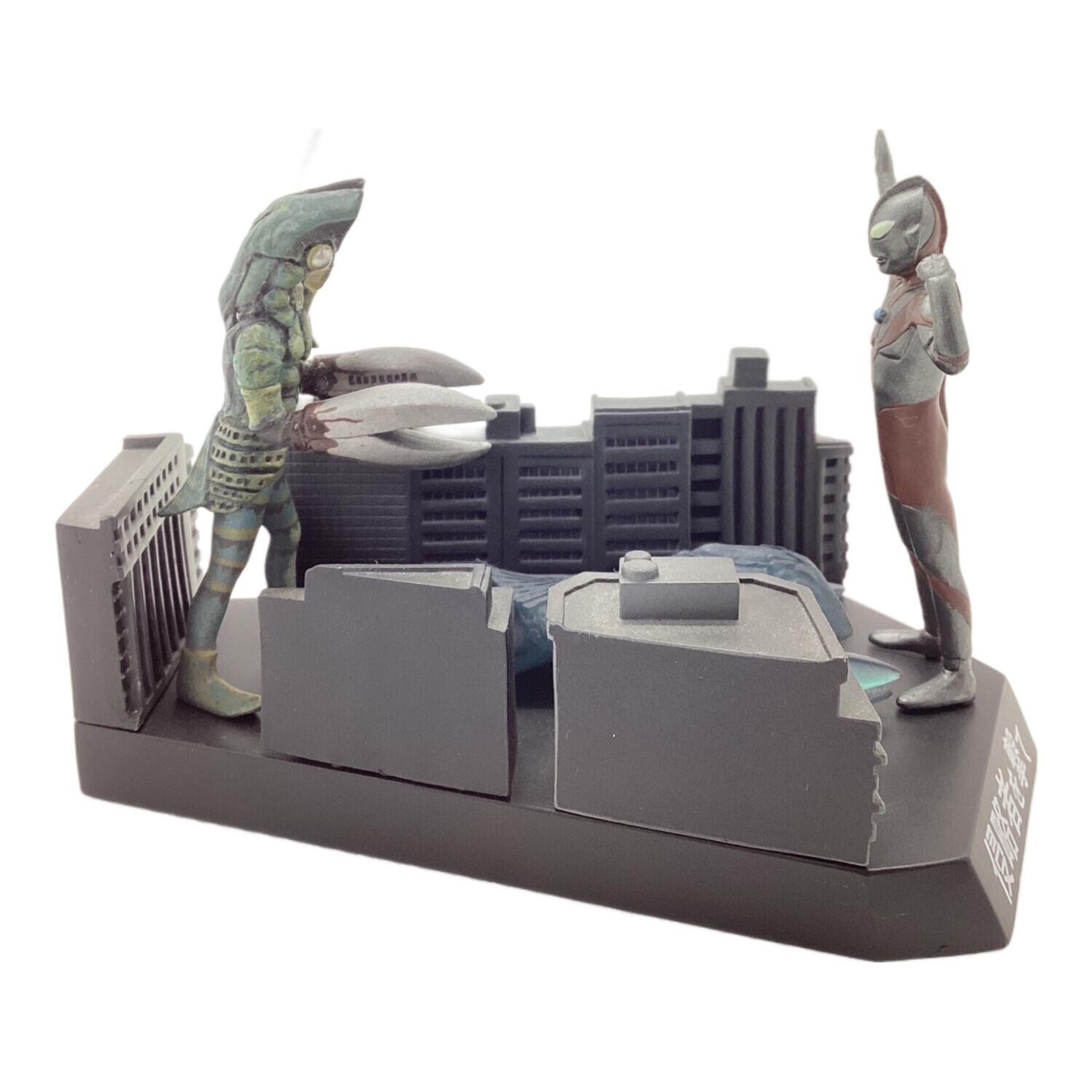 侵略者を撃て ウルトラ怪獣戯画｜トレファクONLINE