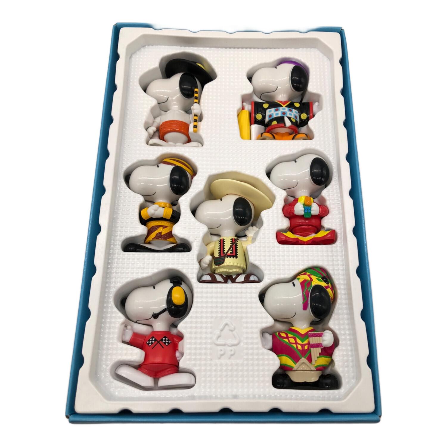 マクドナルド限定 スヌーピー ワールドツアー2 フィギュアセット