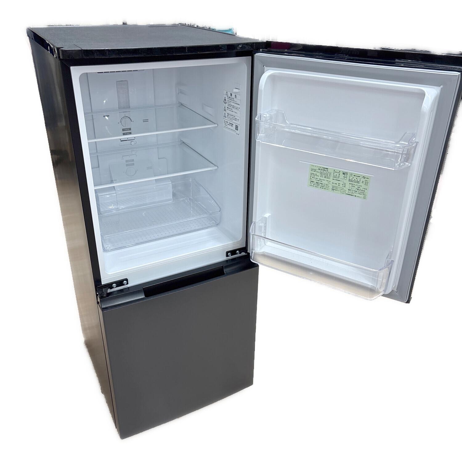 2025年8月購入の冷蔵庫。引き取り限定。 2025年8月購入の冷蔵庫