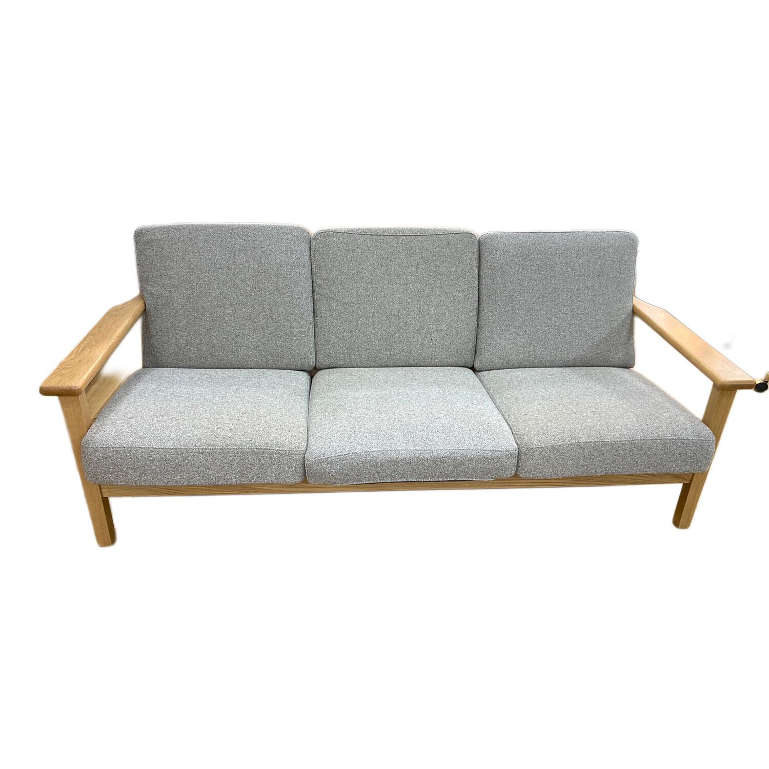 UNICO (ウニコ) オットマン付き3人掛けソファー VISKA グレー