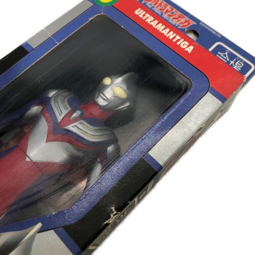 フィギュア BANDAI バンダイ 会場限定 ウルトラマンティガ｜トレファク