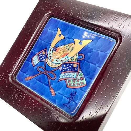 有田焼 陶板額 兜｜トレファクONLINE