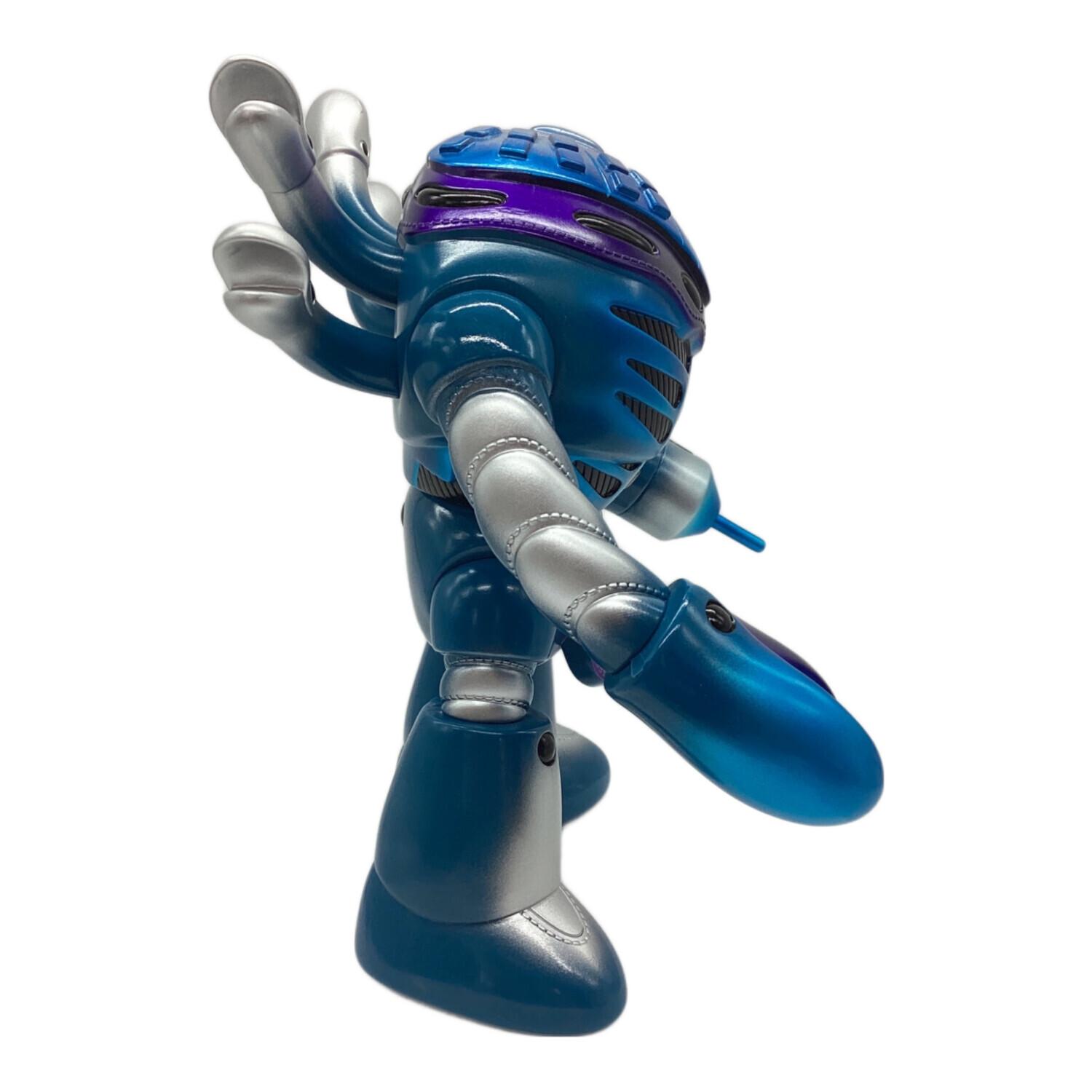 NEO ONE ソフビフィギュア カニーカー｜トレファクONLINE