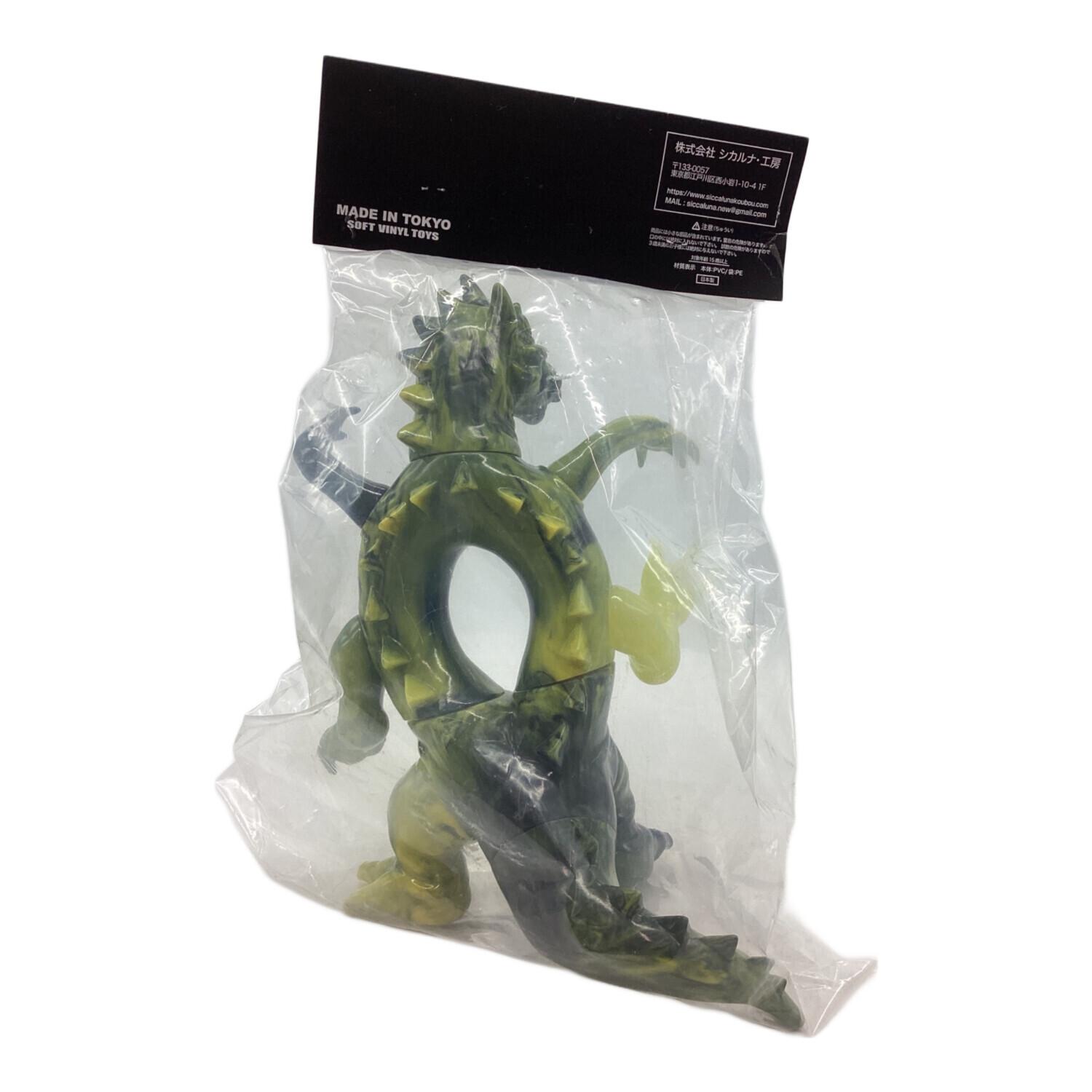 世界の怪獣、マイティ、バグン、イガール、テゴン。シカルナ工房製