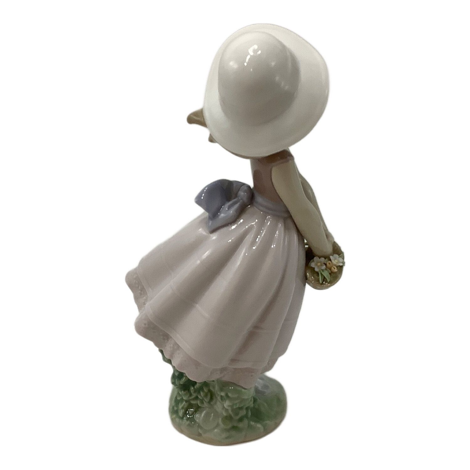 LLADRO (リヤドロ) フィギュリン ユートピア 花の小径｜トレファクONLINE