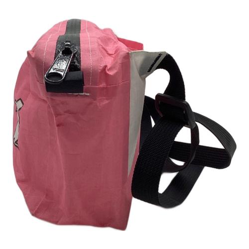 HIGH TAIL DESIGNS (ハイテイルデザイン) ショルダーポーチ ピンク