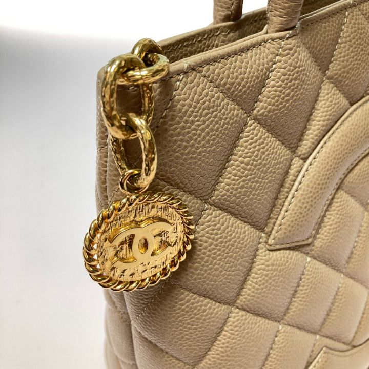 CHANEL シャネル 復刻トート キャビアスキン トートバッグ ココマーク