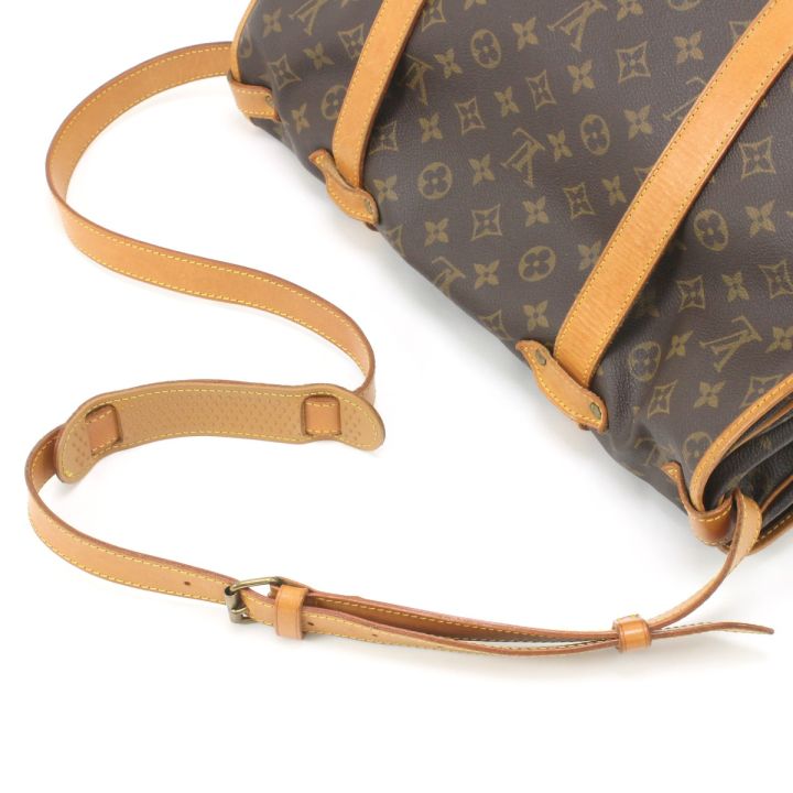LOUIS VUITTON ルイヴィトン モノグラム ソミュール43 ショルダー