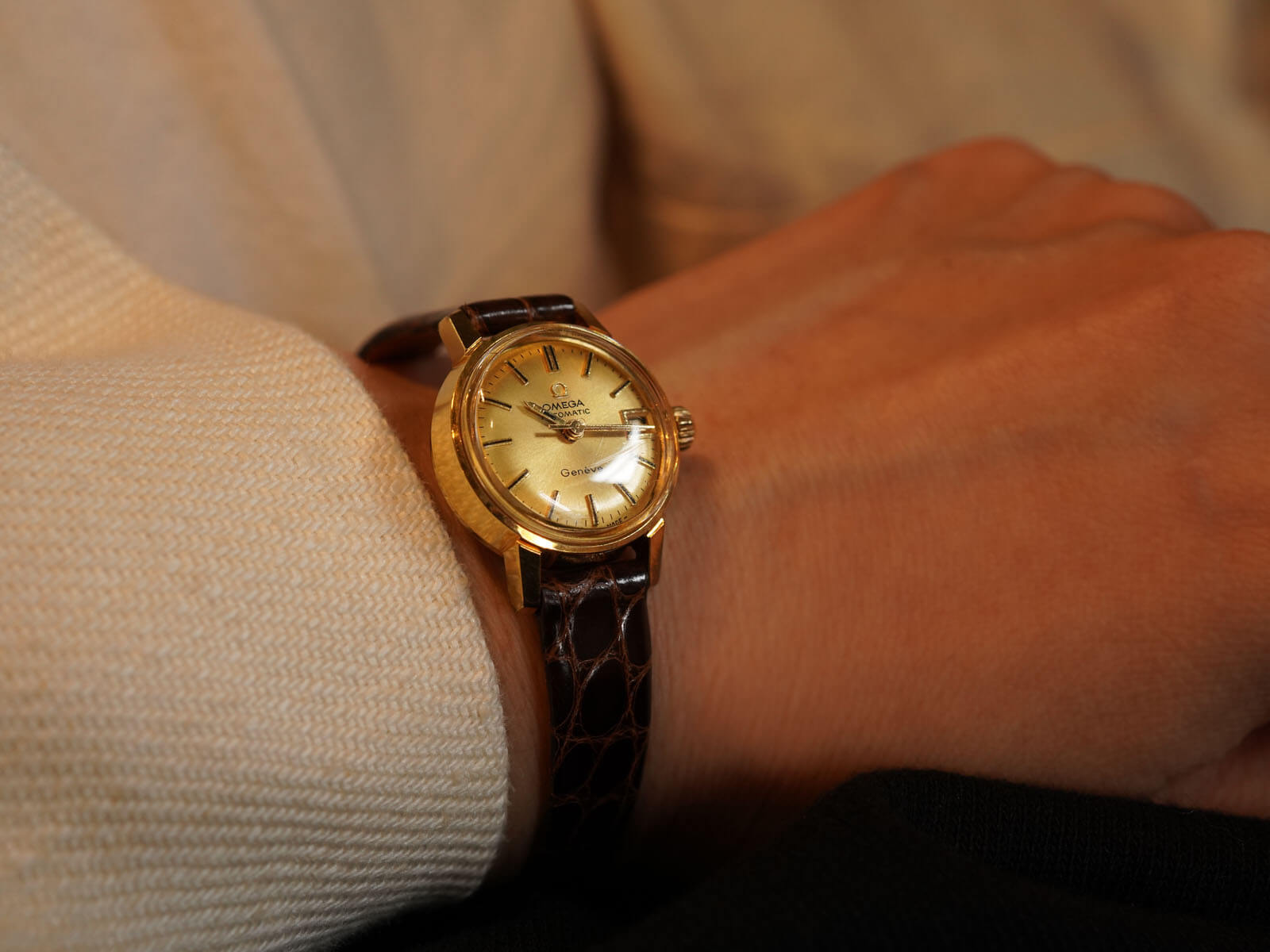 オメガ/ジュネーブデイト/ゴールドダイヤル/SSGP/自動巻き/Ref566.002