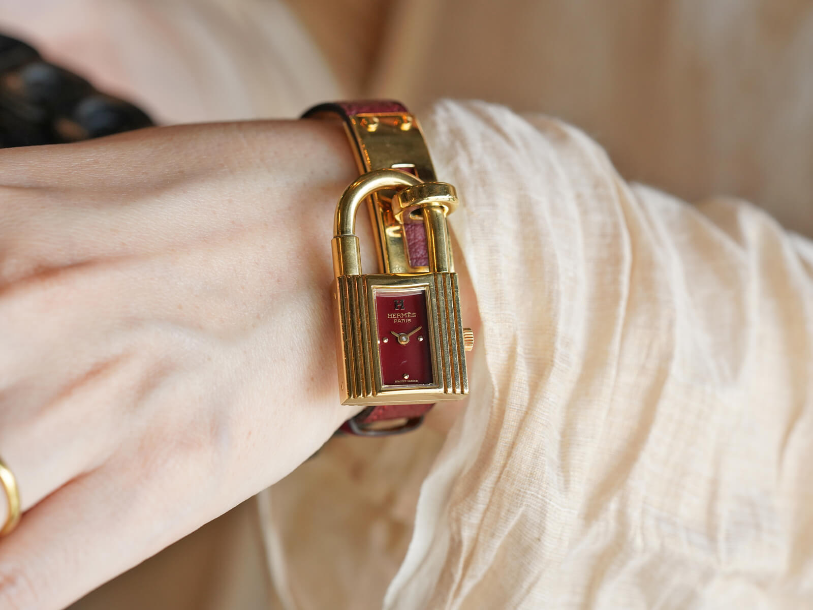 エルメス/ケリーウォッチ/ボルドーダイヤル/Hermes/Kelly Cadenas