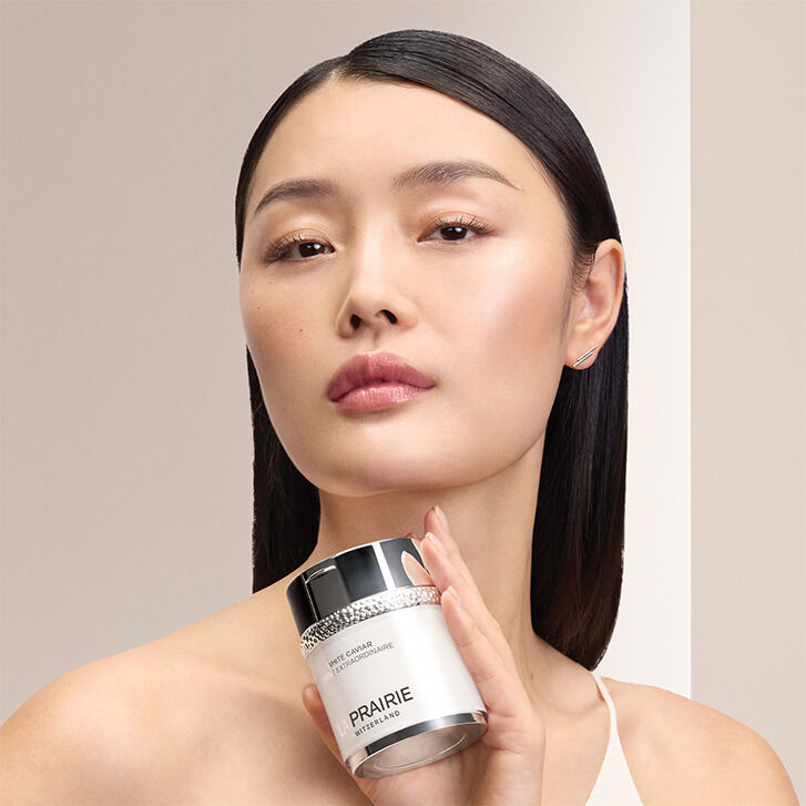 White Caviar Crème Extraordinaire