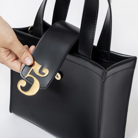 匿名発送トゥエンティーズノベルティボディバック トゥエンティーズ