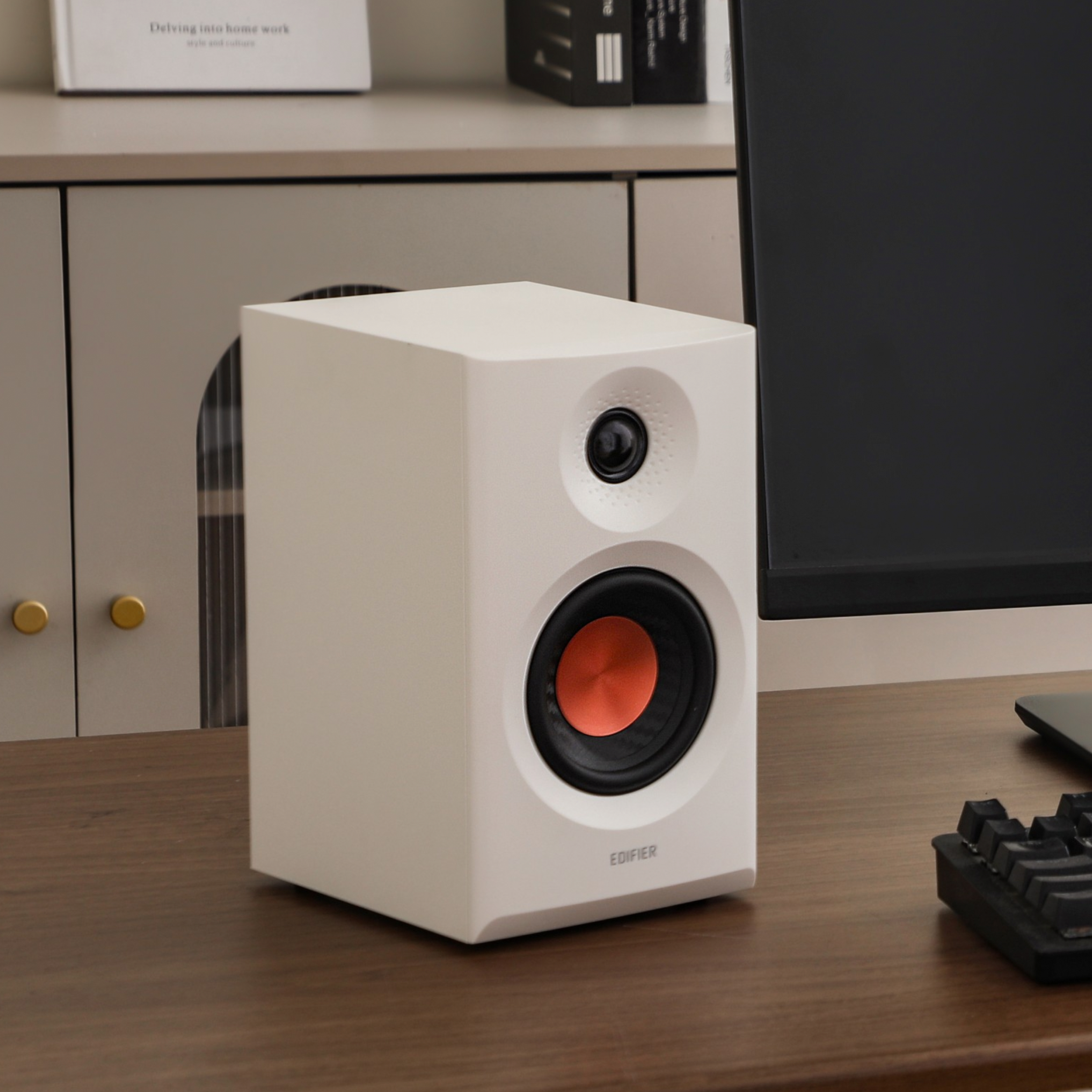 MR3 Powered Studio Monitor Speakers – Edifier USA