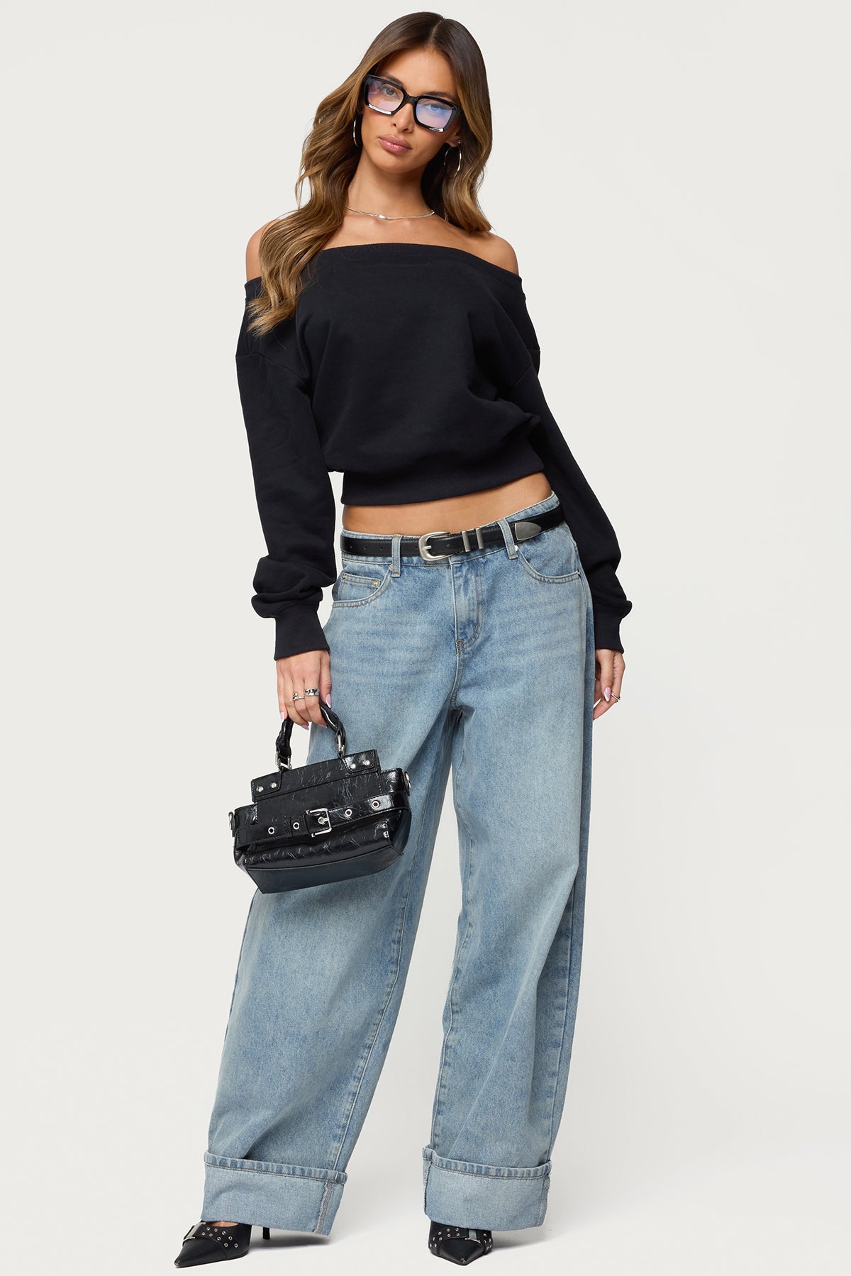 Christy Off Shoulder Sweatshirt – edikted