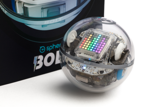 Sphero、プログラミングが可能なロボットボール「Sphero BOLT」を10月