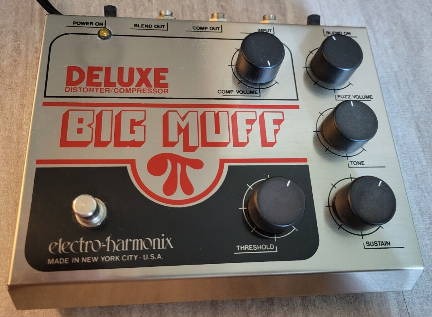 Deluxe Big Muff Pi w/Blend Switch & Original Box w/Instructions