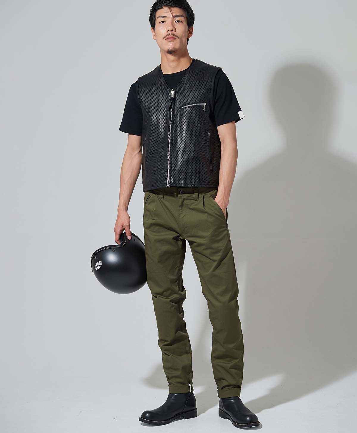 Leather Vest Leather Vest Punching Riders Vest｜Kadoya Official