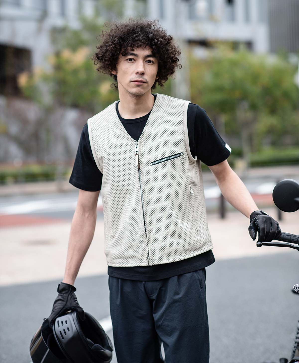 革ベスト パンチング レザーベスト｜カドヤ公式オンラインショップ｜PL