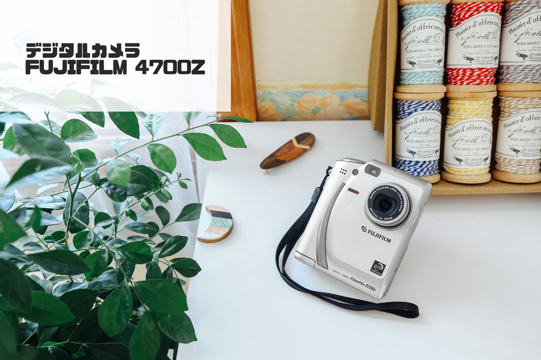 ヨシキ様】代替え品 FUJIFILM FinePix 4700z【完動品】【実写済み