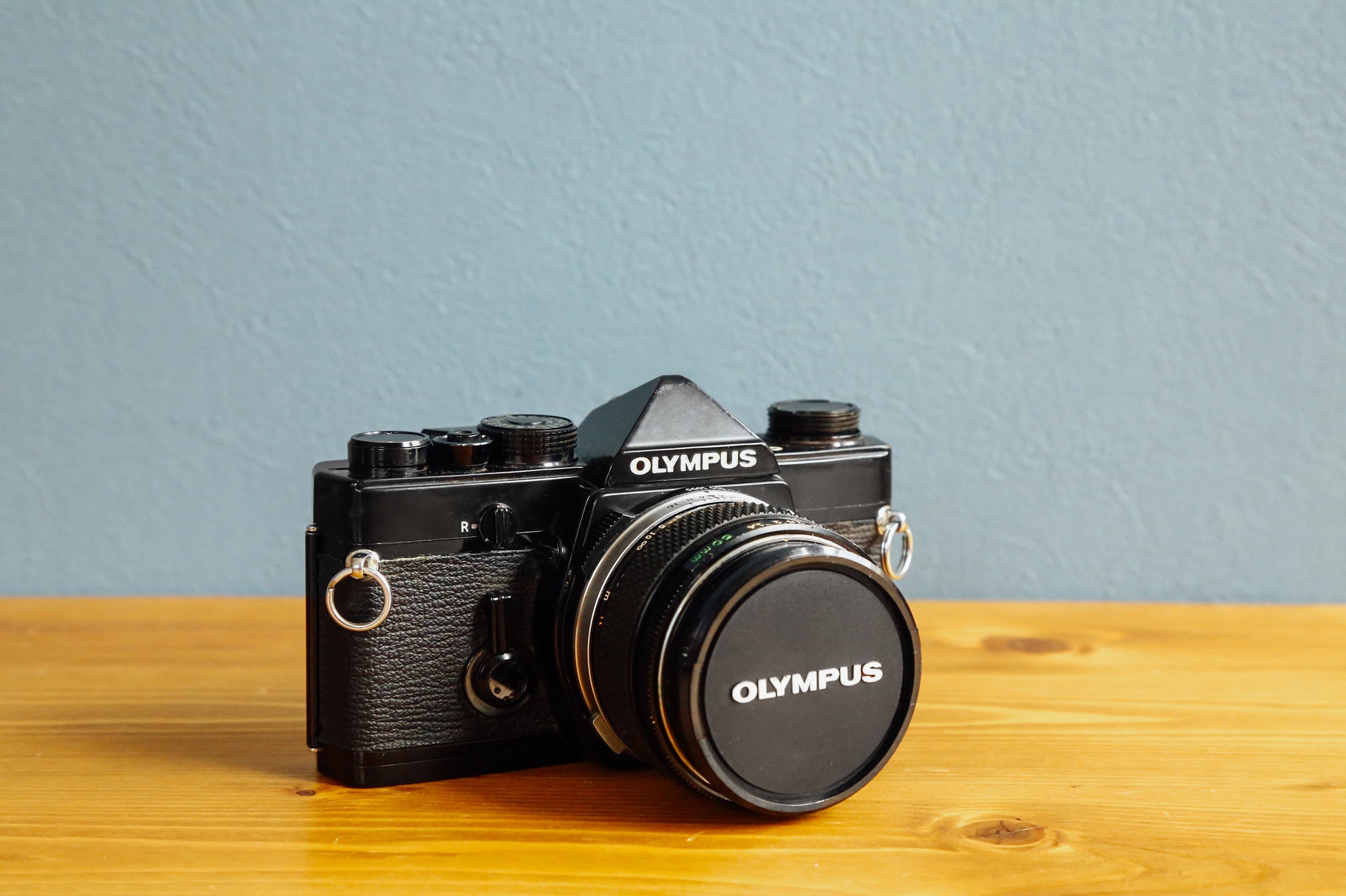 OLYMPUS OM-1 希少ブラック – Ein Camera