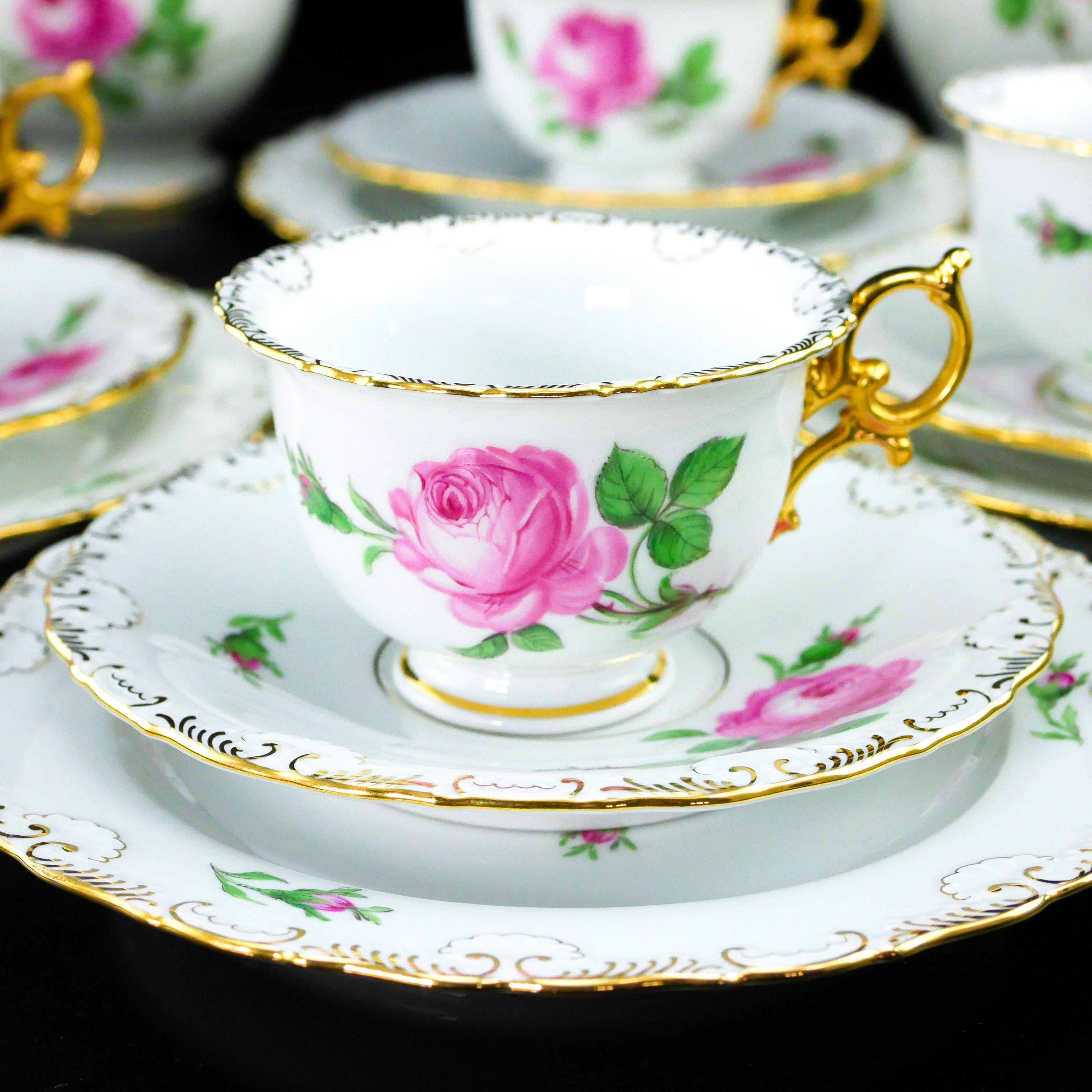 オールドマイセン グランツゴールドレリーフ皿 ピンクローズ 一級品