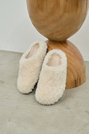 GALLARDAGALANTE(ガリャルダガランテ)｜【2.718】ボアスリッポン/オフ