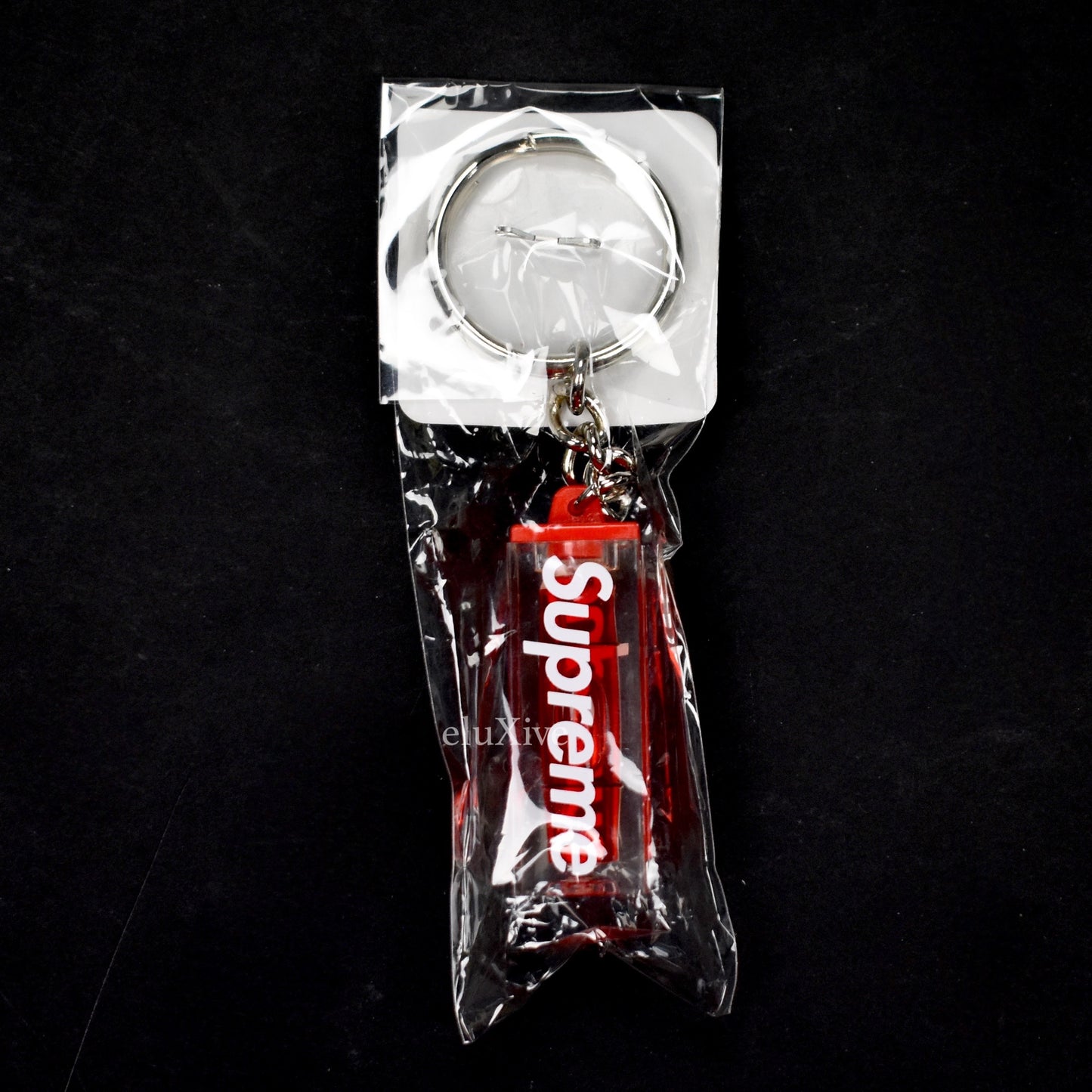 Supreme - Box Logo Level Keychain (Red) – eluXive