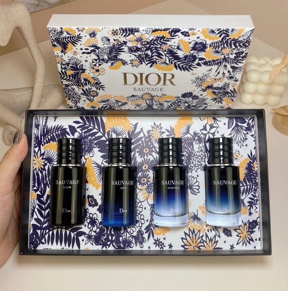 Dior Sauvage 4x30ml Mini Perfume Gift Set - PERFUME LEGEND | Take App