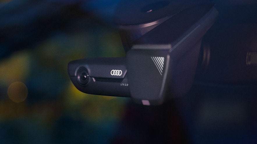 新品•美品　純正Audi UTR ユニバーサルトラフィックレコーダー！ 公式 | Audi Online Shop | Audi UTR(ユニバーサルトラフィック