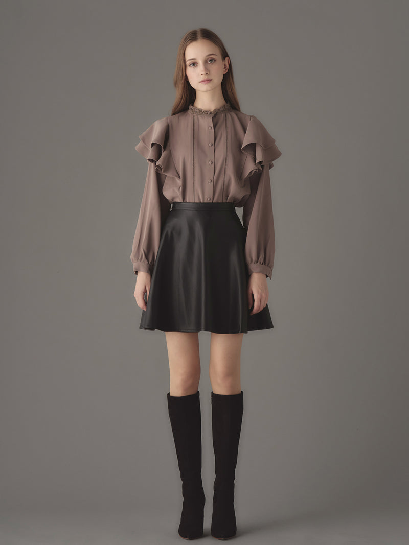 Fake leather flare mini skirt | EmiriaWiz公式オンラインストア