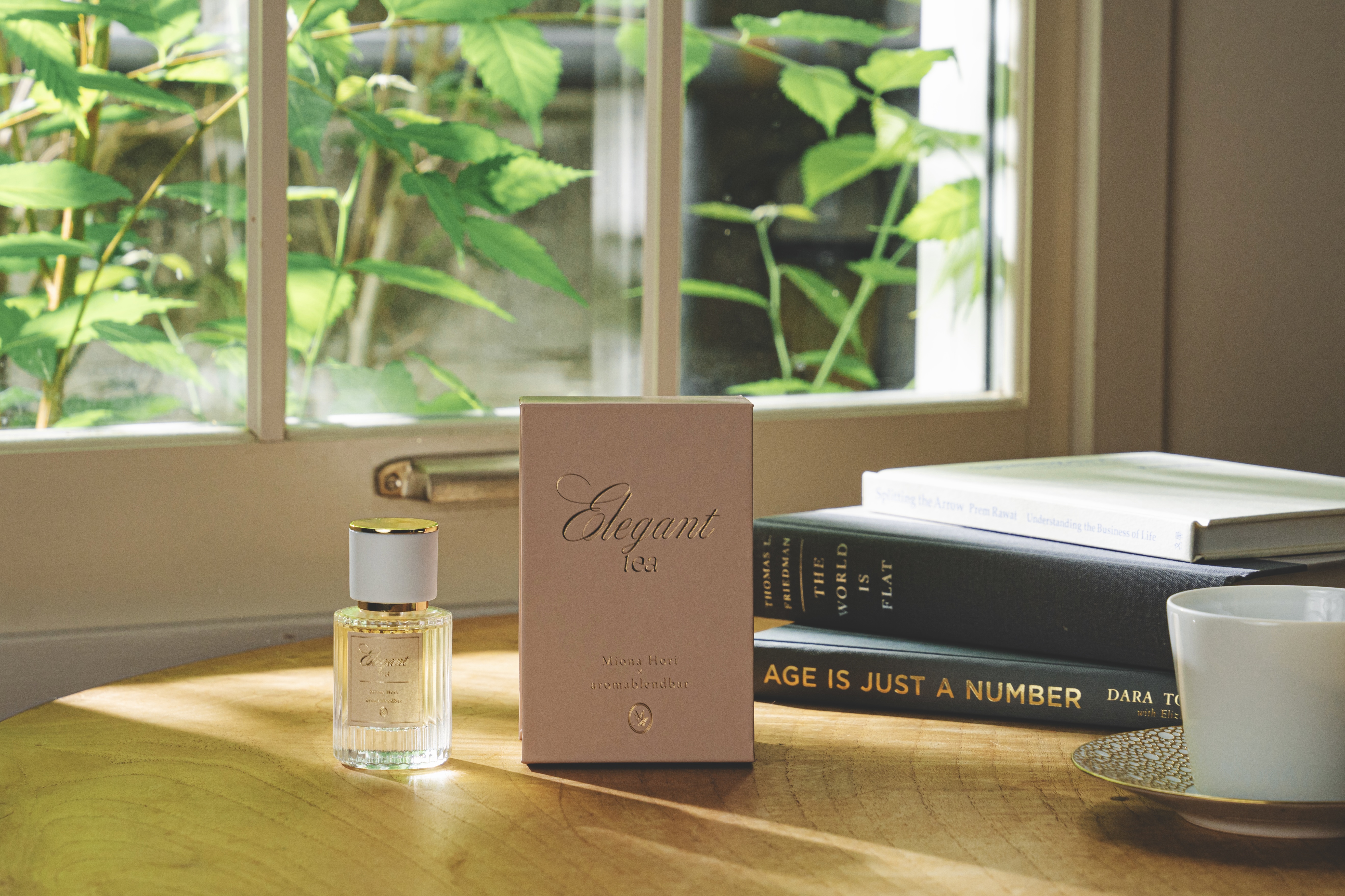 エミュクラレット・オーガニックライフ / 【miona hori×aromablendbar