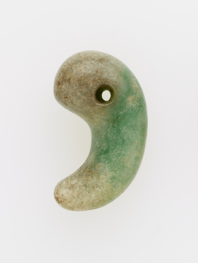 e国宝 - 硬玉勾玉