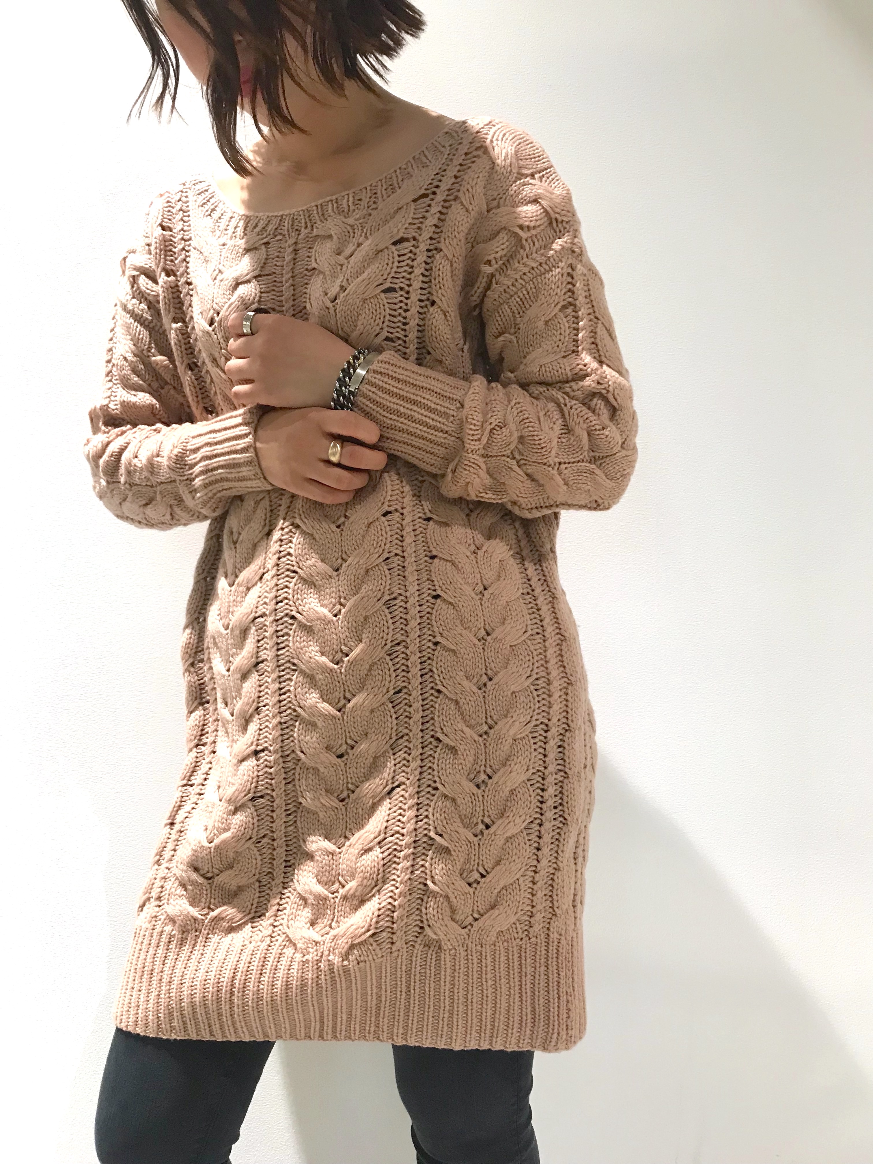 Ryan Rocheのカシミアに抱きしめられる – en-inc.