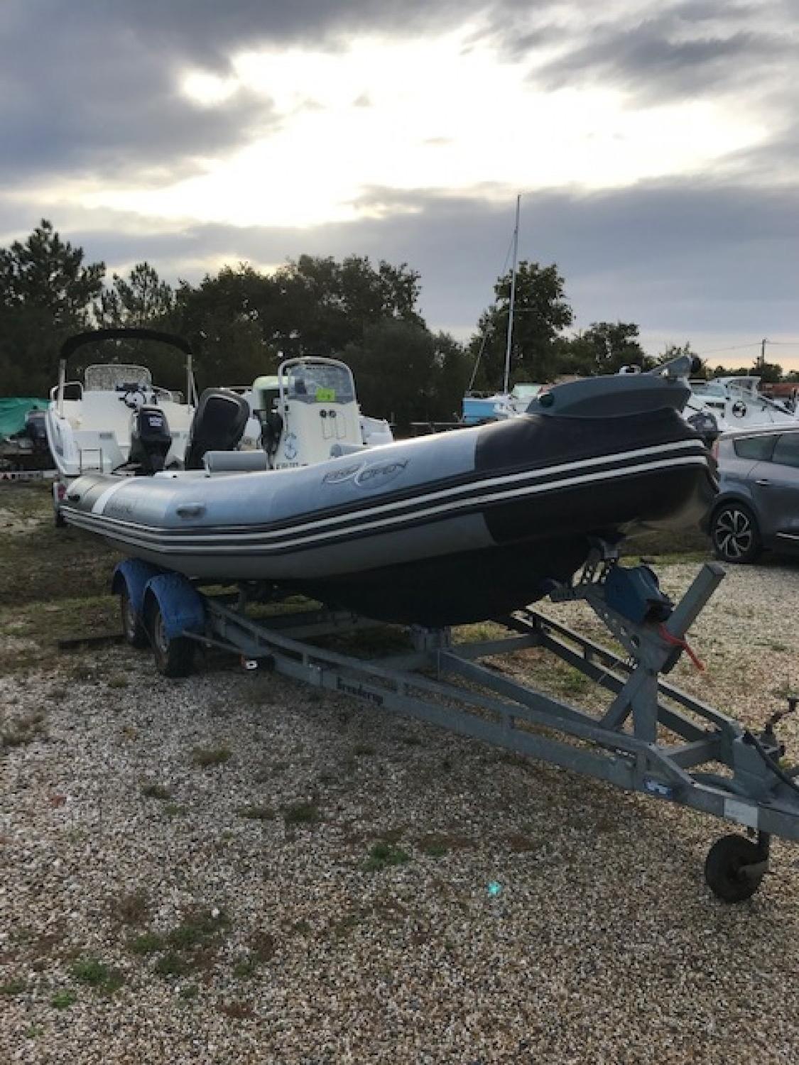 Zodiac pro 15 man used boat sold, ad reference 6880 Yachting Medoc