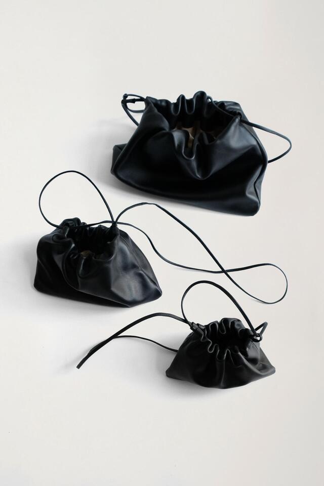 5TH / Nella strap mini bag (Black) - Nothing written