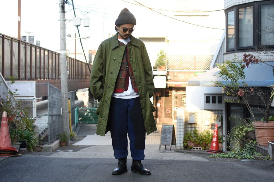 放出量の少ないシルエット抜群の貴重なユーロミリタリーコートが登場