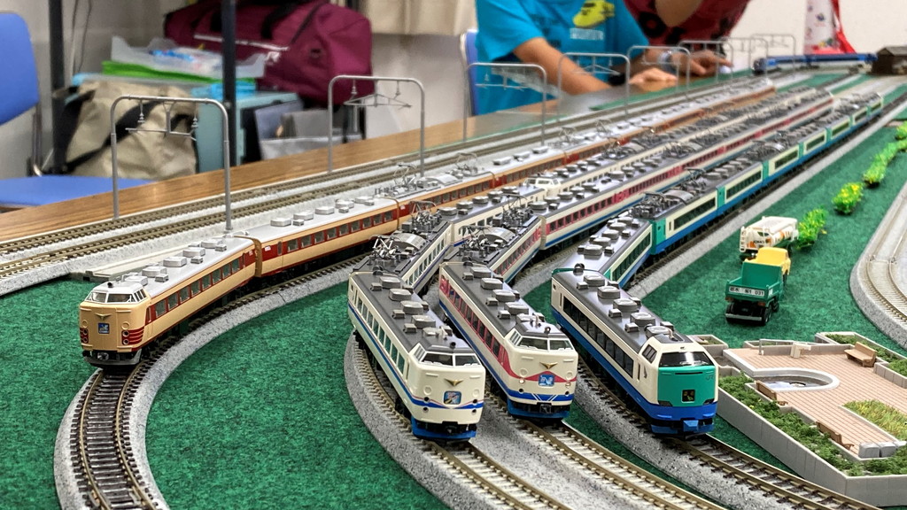 保存版］プラレールを卒業したらNゲージ？初心者でも迷わない鉄道模型