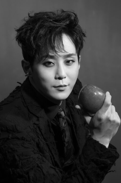 ミュージカル『DEVIL』｜演劇のチケット ローチケ[ローソンチケット]