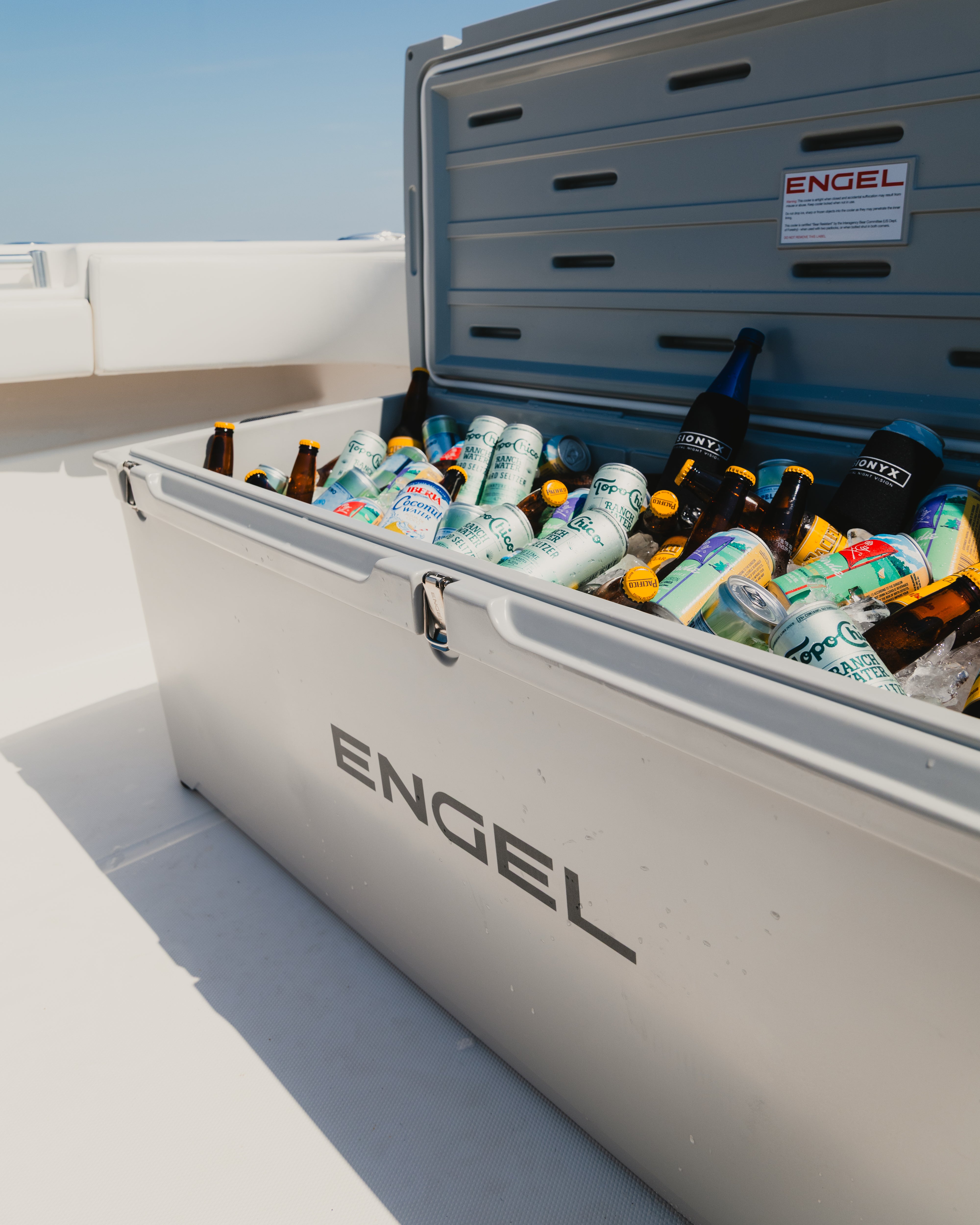 Engel ENG320 Hard Cooler–High-Performance Robust Ice Box for Outdoors