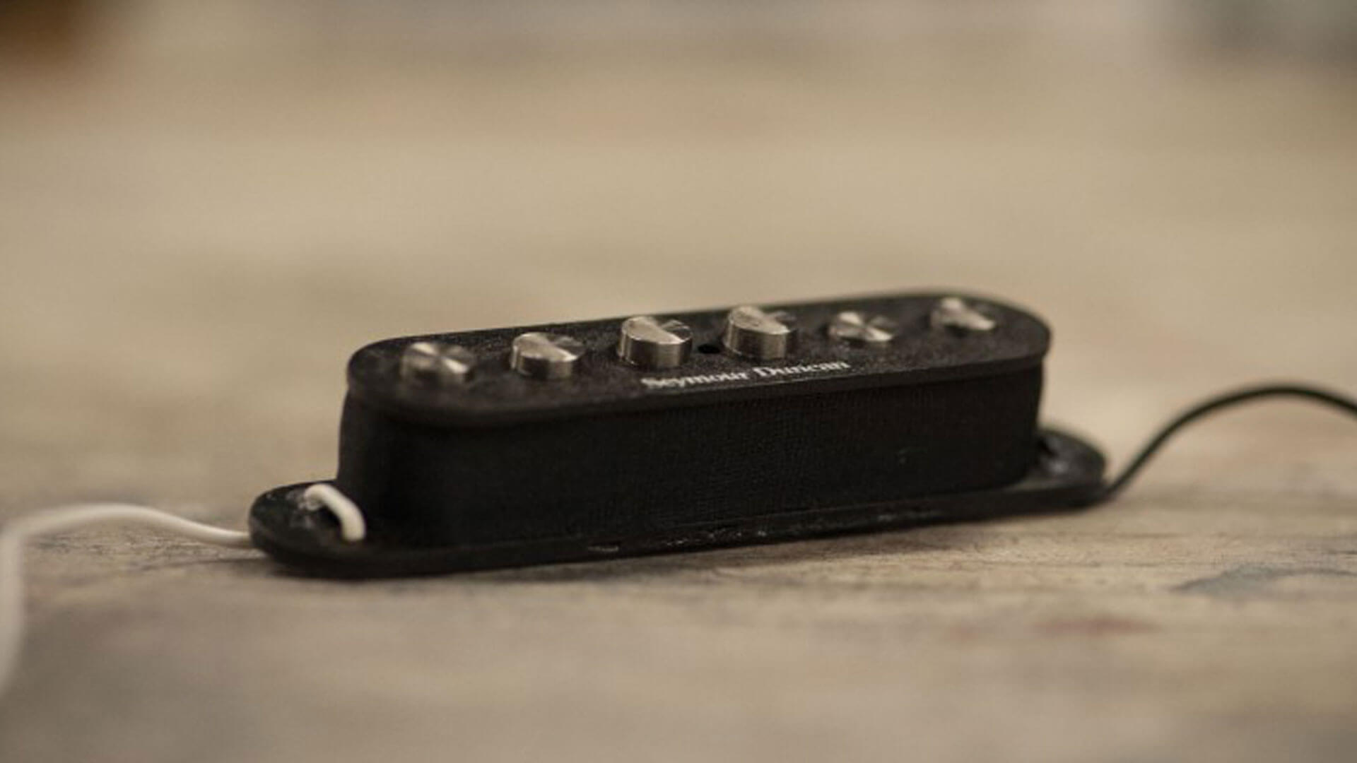 Quarter Pound™ Staggered Strat | SEYMOUR DUNCAN