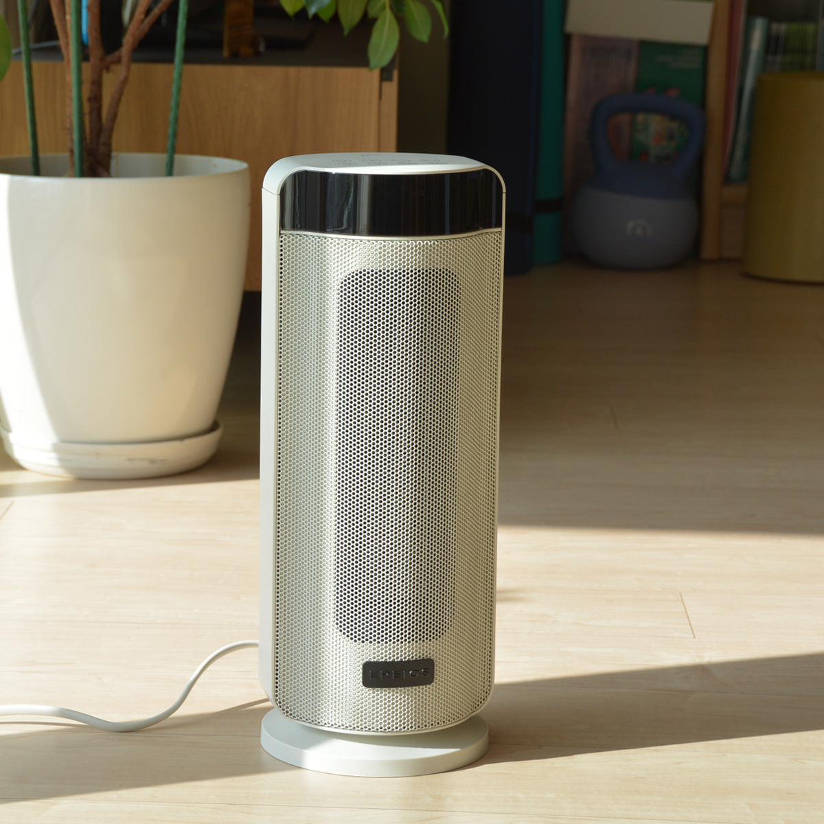 ファンヒーター COZY｜2秒で速暖・温感センサー搭載